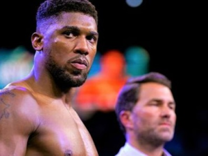Hearn e Joshua lottano ancora affinchè il match contro Fury si realizzi in Gran Bretagna