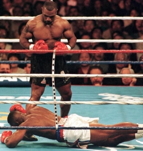 30 anni fa, Mike Tyson riconquistava il mondiale WBA in meno di due minuti 