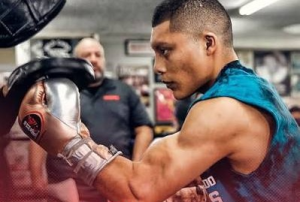 Isaac Cruz  ha grandi progetti per il futuro ma prima dovrà battere  Nestor Bravo 