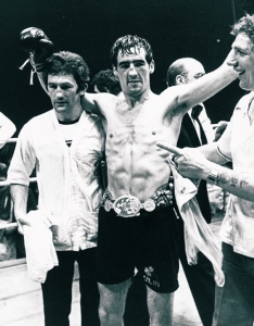 È morto Colin Powers, ex campione europeo dei super leggeri