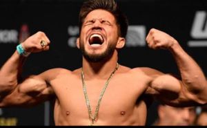 L'oro Olimpico di Pechino nella lotta libera Cejudo ha vinto ai punti nel suo debutto nella boxe a Miami