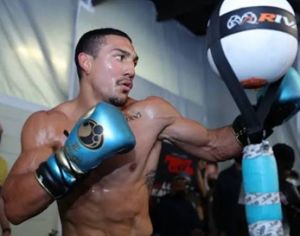 Il campione Wba Teofimo Lopez dovrà iniziare le trattative per la sfida con Jack Catteral. Dove di farà il match ?