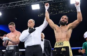 Prat conquista il mondiale Ibo dei superwelter a spese di Thysse dopo un duello rocambolesco