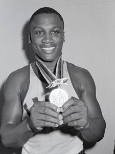 62 anni fa a Tokyo Joe Frazier vinse l’oro olimpico dei pesi massimi