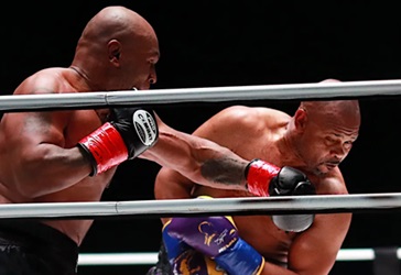 Roy Jones ha affrontato Tyson 4 anni fa. Ecco cosa consiglia a Jake  Paul - Video