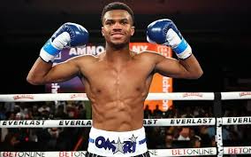 Sabato la 23enne futura star Omari Jones  in azione a Orlando contro Gomez 