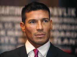 A 51 anni l'ex campione dei  superwelter e medi  Sergio Martinez  vince ancora 