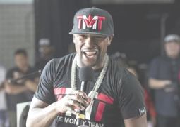 Floyd Mayweather annuncia per settembre la sfida con Terence Crawford  : Sarà vero ?