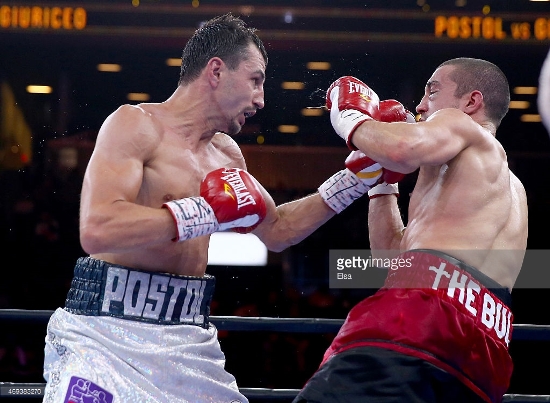 La boxe in Ucraina la vigilia di Pasqua.! L'ex campione Victor Postol al centro dell'evento