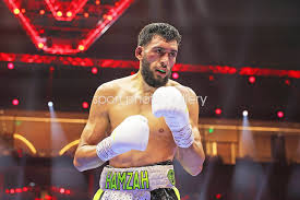 Il sogno di Hamzah Sheeraz è quello di battere Begic a maggio poi sfidare Canelo  !