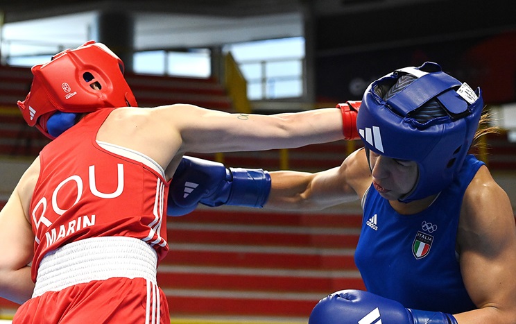 0000000000Mesiano vs Loredana Marin 1