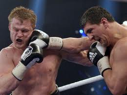 Huch destra Povetkin da vicino