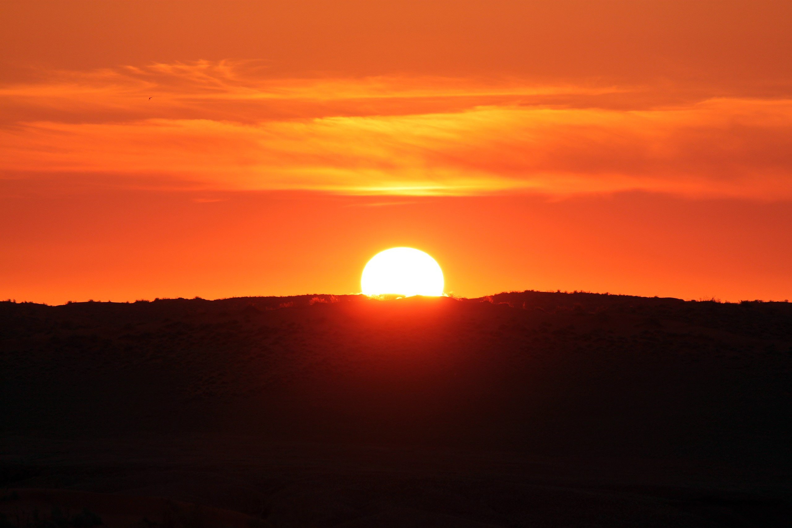 2560px Anagoria Sonnenuntergang Namib