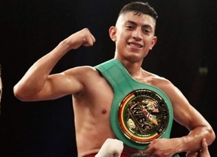 Angel Ayala è il nuovo campione IBF dei pesi mosca. Battuto Apollinario per kot 