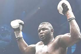 Bakole Martin braccia alte