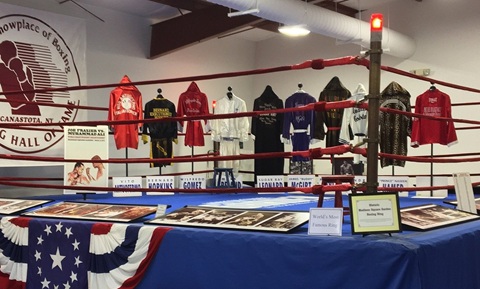 Sono entrati nella Hall of Fame mondiale IBHOF : Gennady Golovkin,Nigel Benn,  Tarver ....