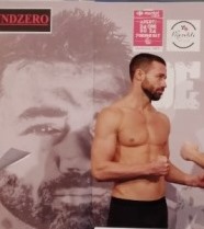 De Carolis vs Bojan Radovic