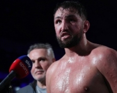 FURY Hughie Mic e padre