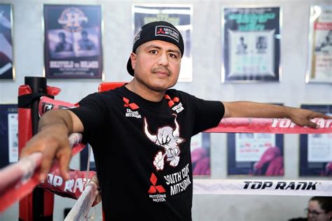 Il trainer Robert Garcia : -Munguia  sabato non ha nessuna speranza contro  Canelo