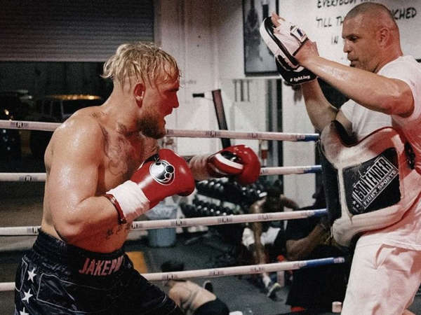 Jake Paul train BJ Flores