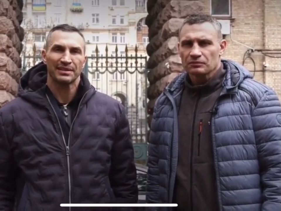 KLITSCHKO fratelli in guerra