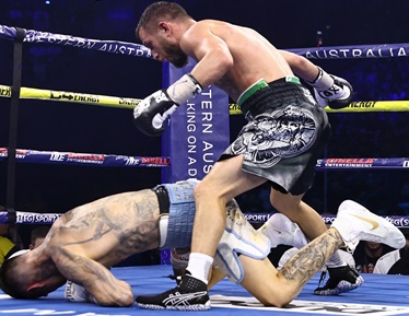 Vasyl Lomachenko e  la magnifica  vittoria di Perth  dedicata a suo padre 