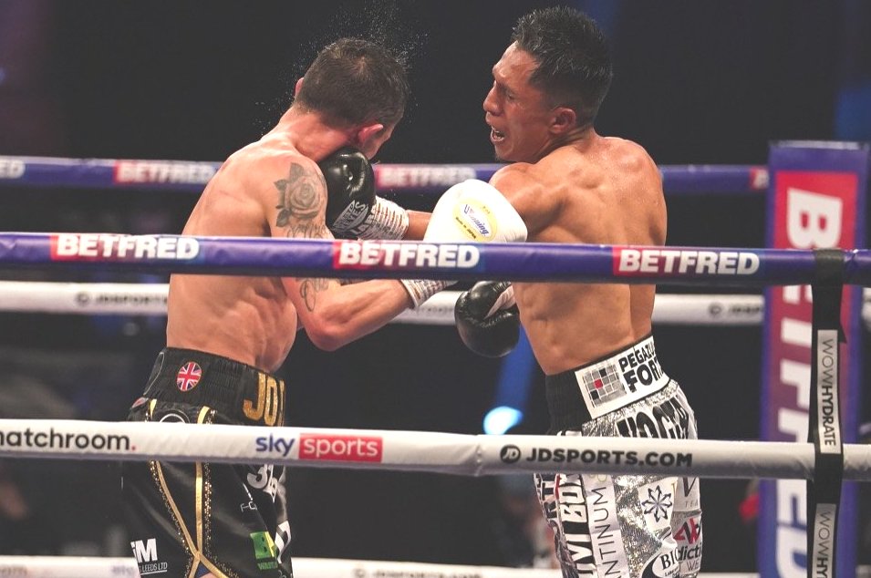 Lara M beat ko Warrington