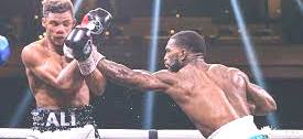 Martin beat Rivera las Vegas