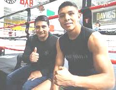 Munguia con Morales all