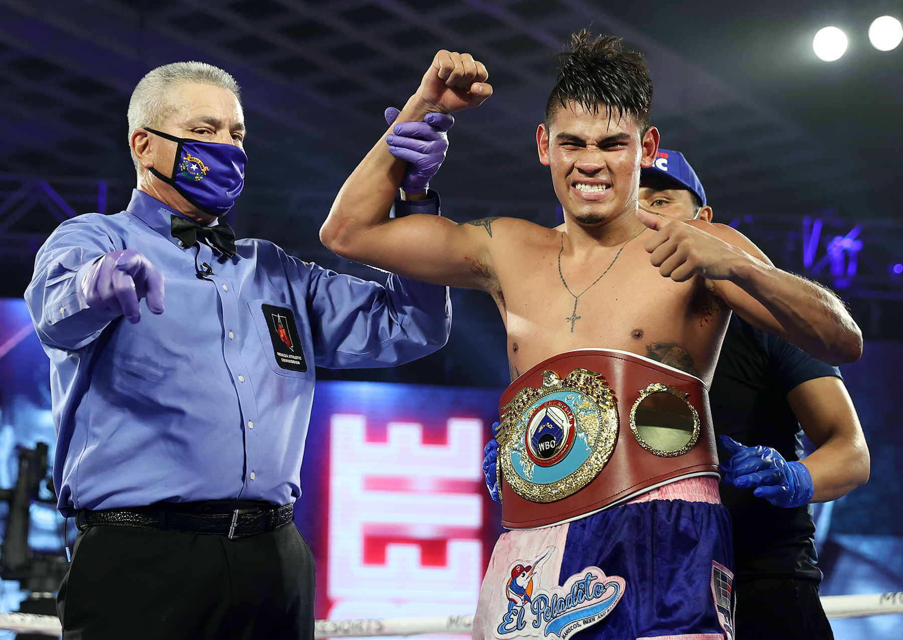La Wbo autorizza la rivincita Navarrete-Valdez per il titolo dei superpiuma