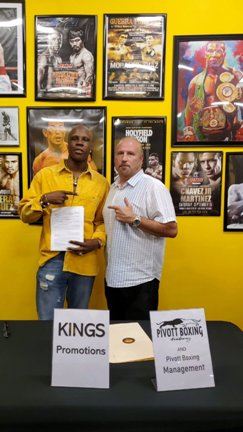 Oberton 2 golden Gloves
