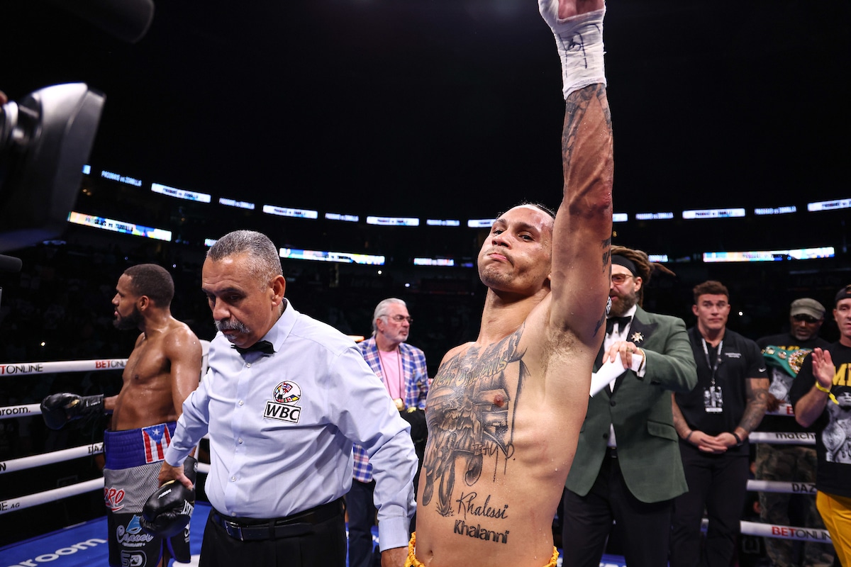 Prograis beat Zorrilla June