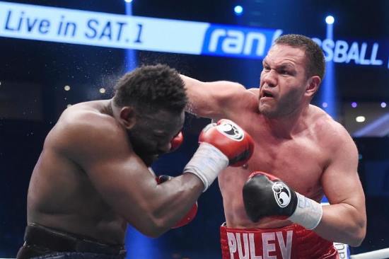Pulev picchia Del Boy