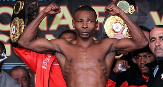 Rigondeaux braccia alte serio