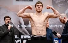 Lo chiamano "il nuovo Bivol" e ha il ko facile. Scopriamo  Sharabutdin Ataev- VIDEO