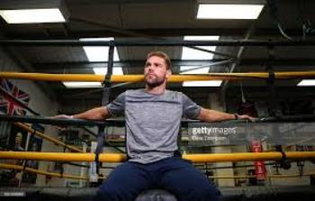 Saunders in palestra corde