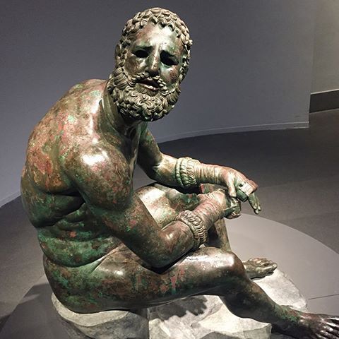 StatuaPugile
