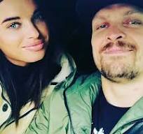  USYK DOLCE E AMARO. DUE EVENTI STRAORDINARI HANNO ANIMATO LE ULTIME SETTIMANE DEL CAMPIONE 