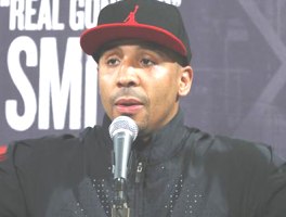 Ward con cappello in press