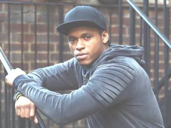 Yarde Ant in grigio cappello