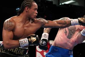 Yarde Anthony in attacco