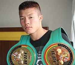 In Giappone Tomoki Kameda batte ai punti il s.africano Dlamini con verdetto non unanime.