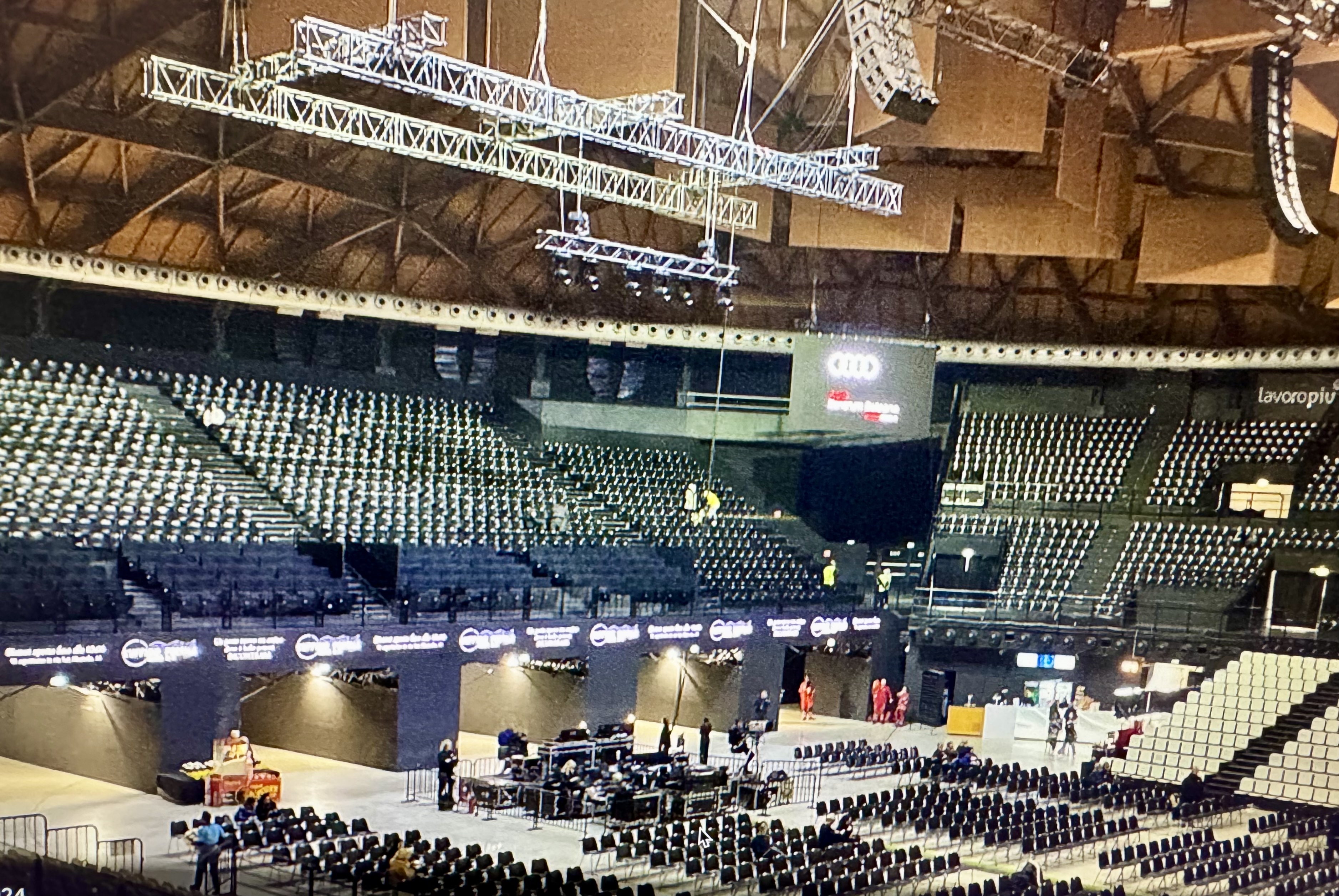 unipnuinoiu.jpg