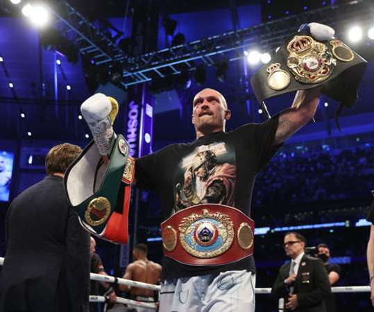 Da un sondaggio emerge che gli ultmi 3 match scelti da Usyk non piacciono ai  fans